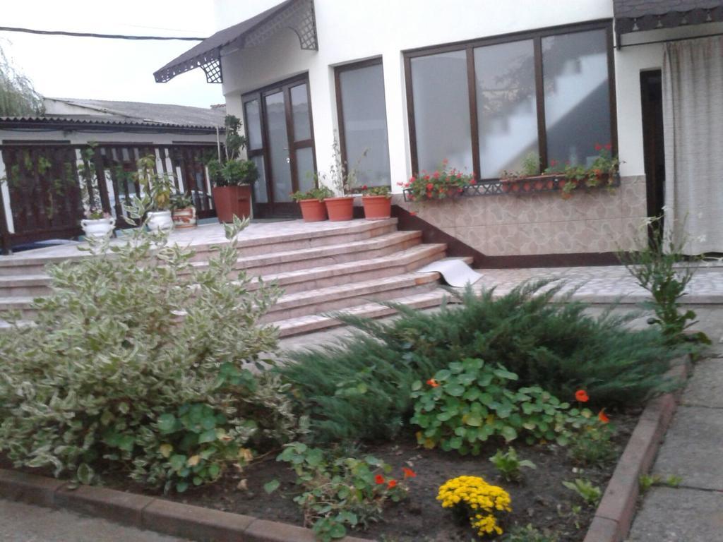Casa Craiova Nuova Hotel Exterior foto